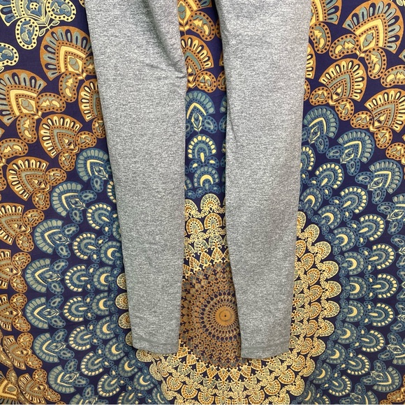 Lululemon wunder under Heathered slate - Picture 10 of 15